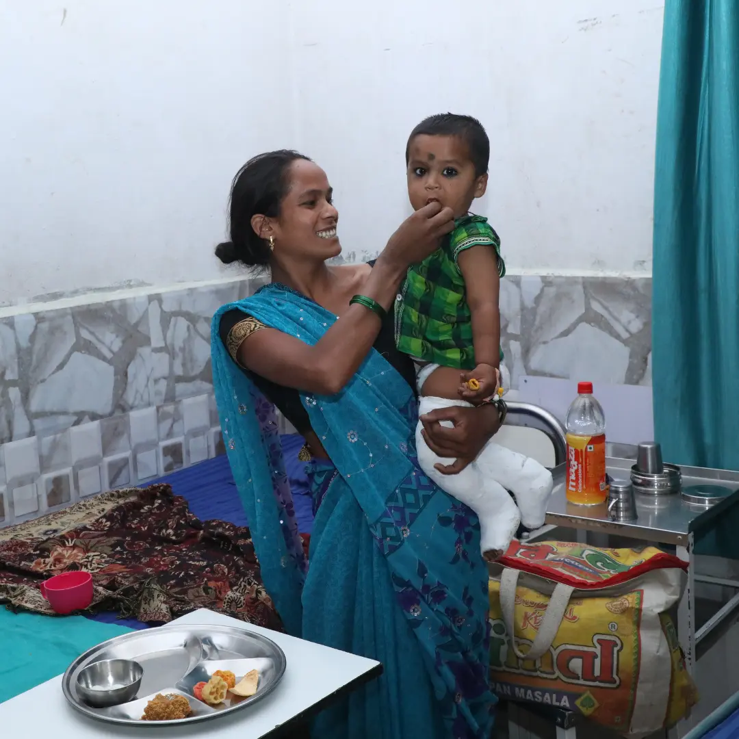 Donate Food on Sarva Pitru Amavasya