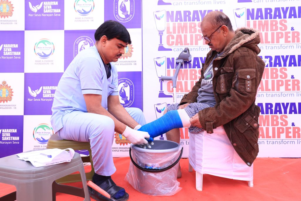 Narayan Seva Sansthan - Narayan Limb Distribution Camp Bhuj