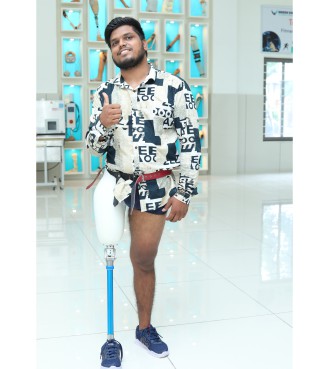 Read রাকেশ প্যাটেল success story