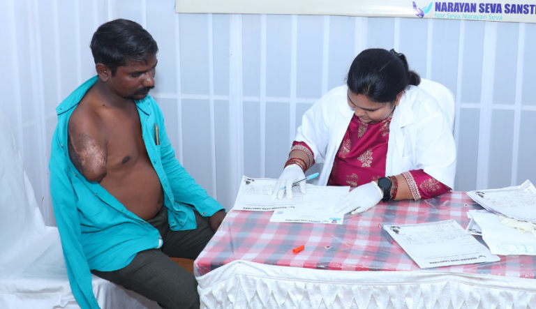 Narayan Seva Sansthan - Artificial Limb Distribution Camp Hyderabad
