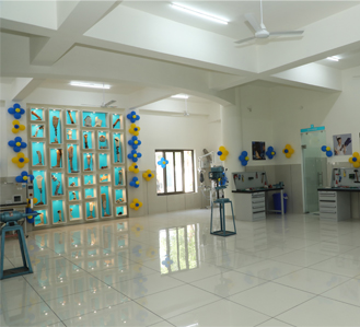 નારાયણ (આર્ટિફિશિયલ) લિમ્બ વર્કશોપ