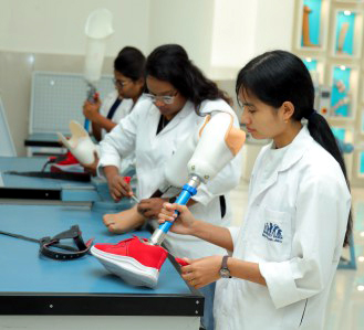 પ્રોસ્થેટિક્સ અને ઓર્થોટિક્સ વિભાગ