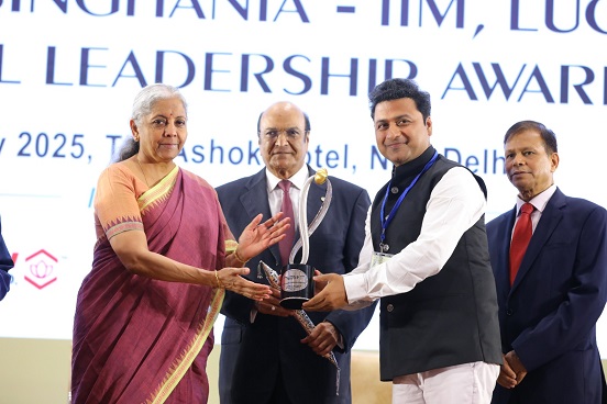 వ్యవస్థాపకుడు శ్రీ కైలాష్ జీ ‘మానవ్’ కు లక్ష్మీపతి సింఘానియా – IIM లక్నో జాతీయ నాయకత్వ అవార్డుతో సత్కారం