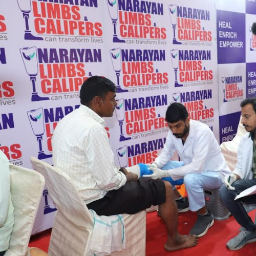Narayan Limb Distribution Camp Jaipur 007