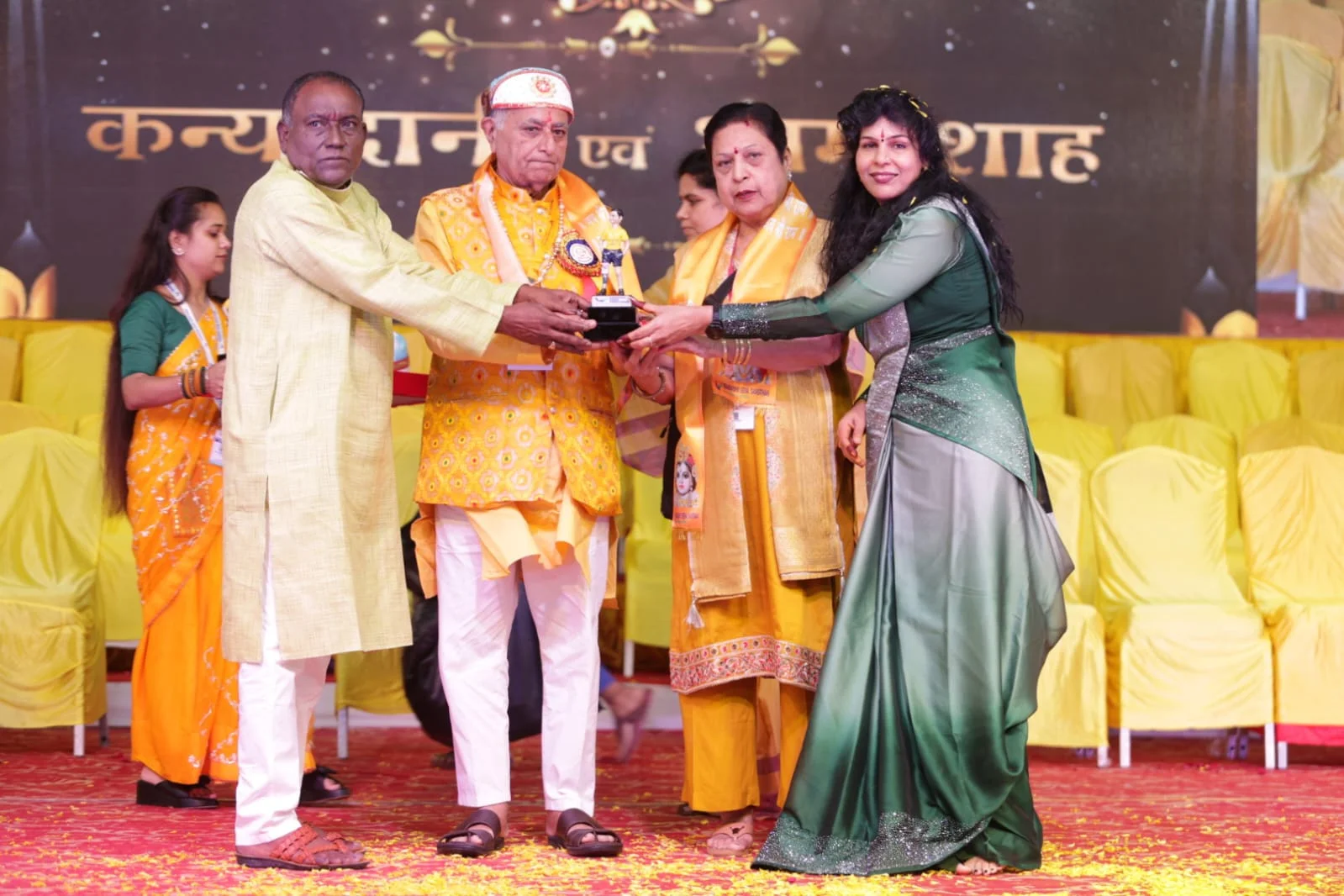 award4.webp