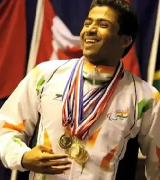 നിരഞ്ജൻ മുകുന്ദന